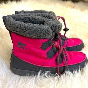 Sorel Girls Snow Boots Midi size 6 Youth Pink Grey